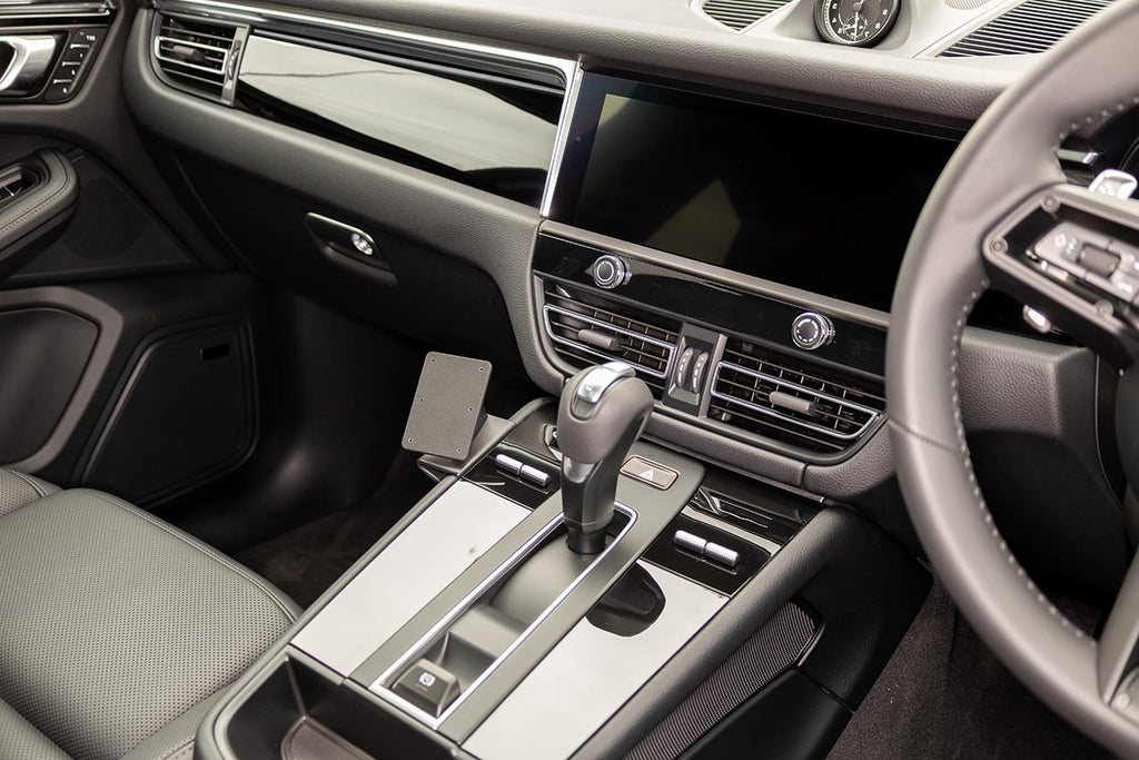Brodit ProClip 635013 voor Porsche Macan 2015-2026 - montagefoto 10