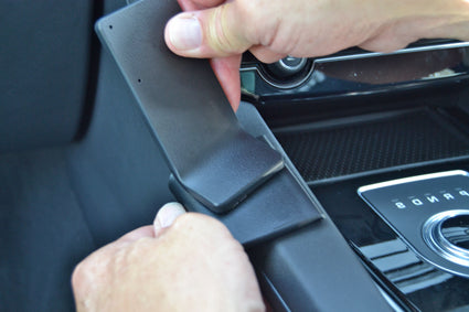 Brodit ProClip 635225 voor Jaguar F-PACE 2017-2020 - ProClip geplaatst in het voertuig