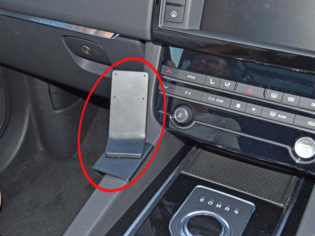 Brodit ProClip 635225 voor Jaguar F-PACE 2017-2020 - montagefoto 6