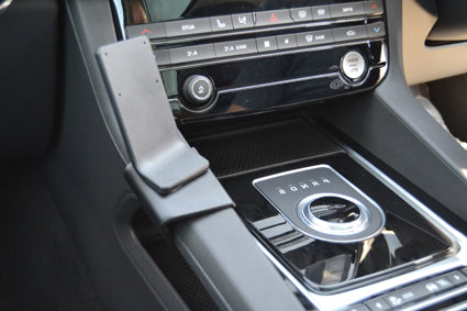 Brodit ProClip 635226 voor Jaguar F-PACE 2017-2020 - detail van dashboardmontage