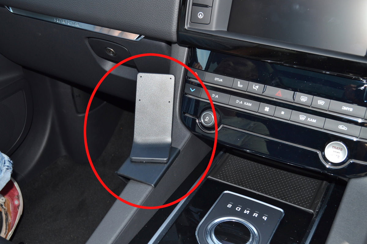 Brodit ProClip 635226 voor Jaguar F-PACE 2017-2020 - productfoto zwarte ABS montagebasis