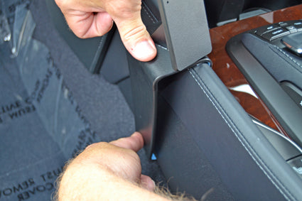 Brodit ProClip 635235 voor Lexus LX Series 2016-2021 - ProClip geplaatst in het voertuig