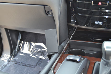 Brodit ProClip 635235 voor Lexus LX Series 2016-2021 - installatiepositie