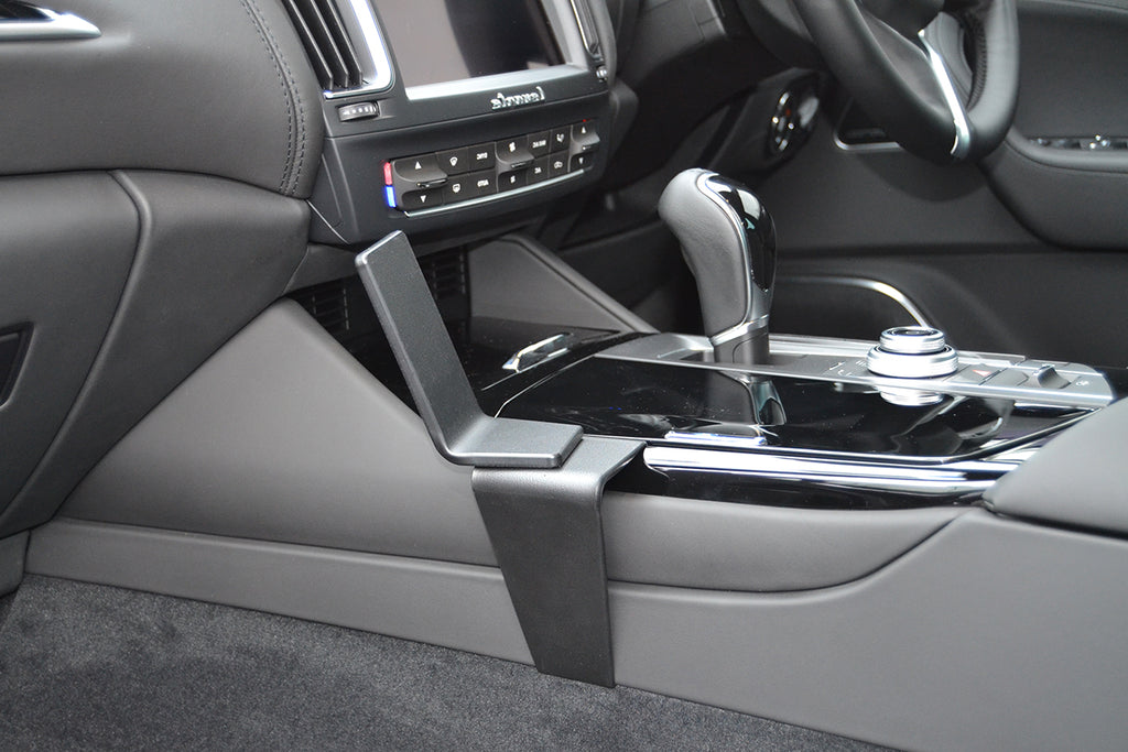 Brodit ProClip 635354 voor Maserati Levante 2016-2024 - productfoto zwarte ABS montagebasis