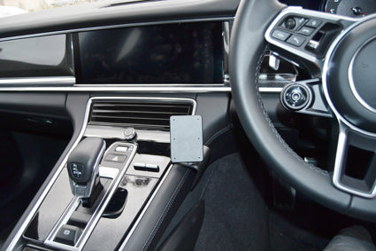 Brodit ProClip 635359 voor Porsche Panamera 2018-2024 - installatiepositie