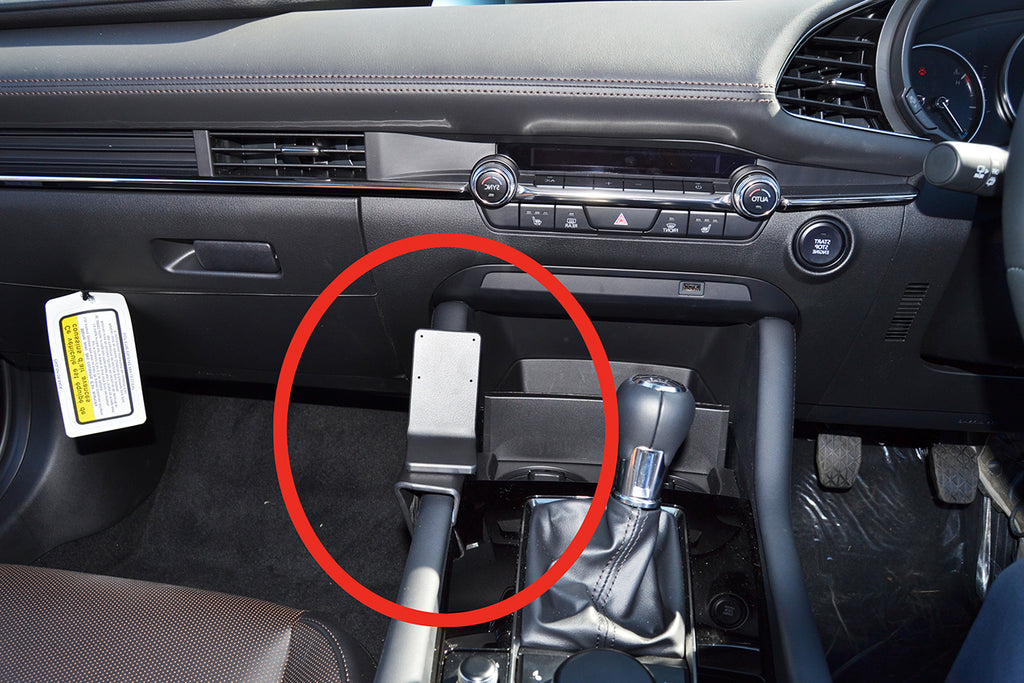 Brodit ProClip 635510 voor Mazda 3 2019-2026 - montagefoto 6