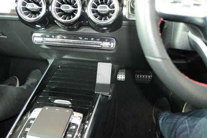 Brodit ProClip 635607 voor Mercedes Benz GLB-Class 2020-2026 en Mercedes Benz EQB 2022-2026 - installatiepositie