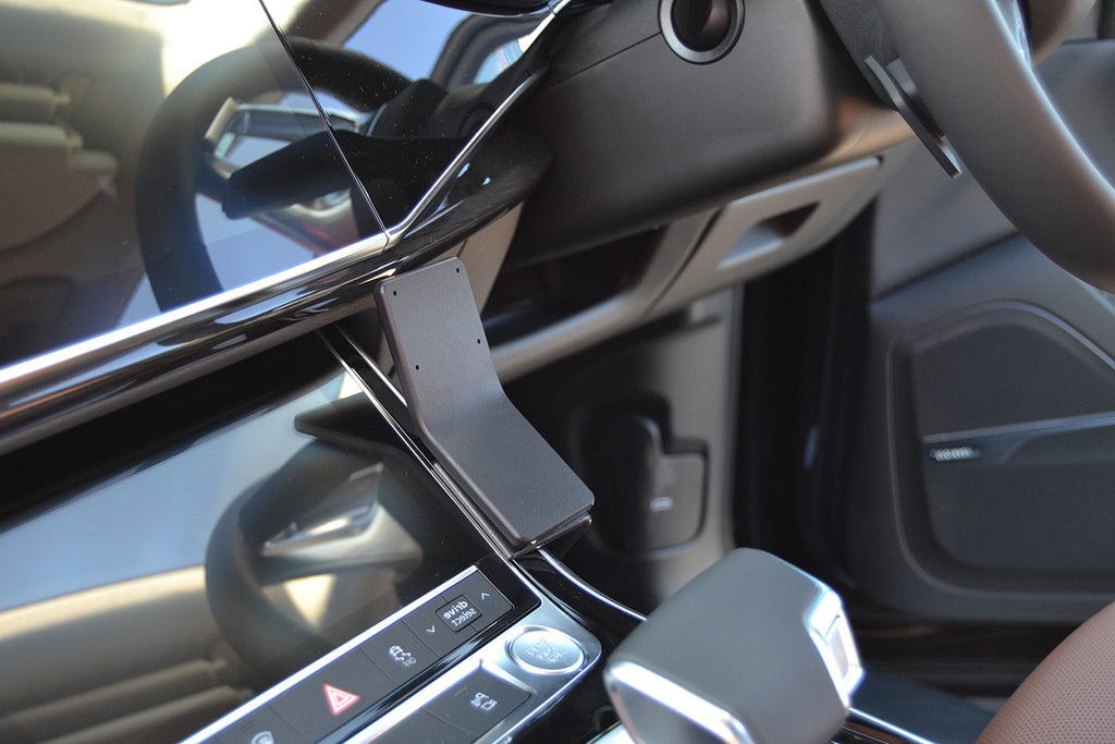 Brodit ProClip 635630 voor Audi Q7 2020-2026 - productfoto zwarte ABS montagebasis