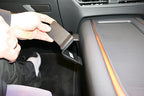 Brodit ProClip 635734 voor Cupra Born 2022-2026 en Seat Born 2022-2024 - montagepositie op dashboard