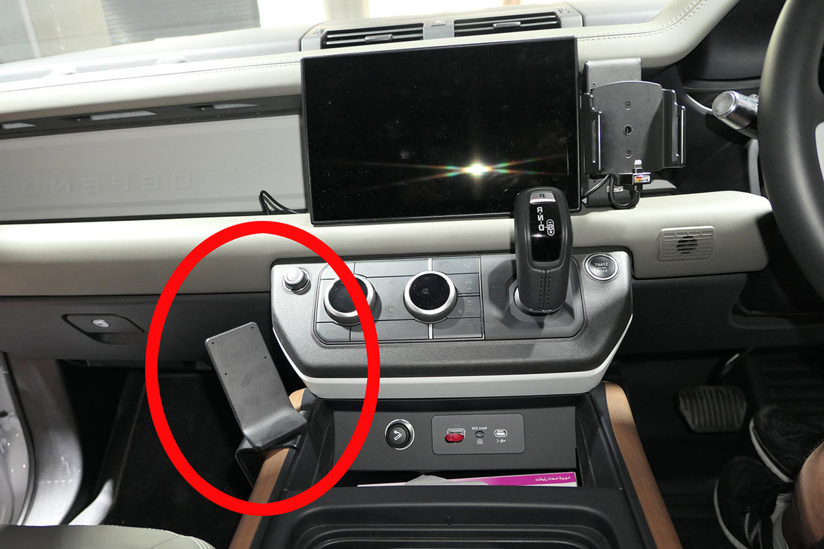 Brodit ProClip 635780 voor Land Rover Defender 2020-2026 - productfoto zwarte ABS montagebasis