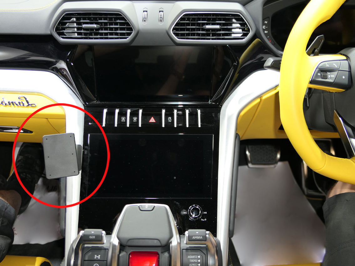 Brodit ProClip 635790 voor Lamborghini Urus 2018-2025 - productfoto zwarte ABS montagebasis