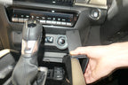 Brodit ProClip 635829 voor Mazda BT 50 2021-2023 - montagepositie op dashboard