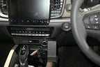 Brodit ProClip 635829 voor Mazda BT 50 2021-2023 - detail van dashboardmontage