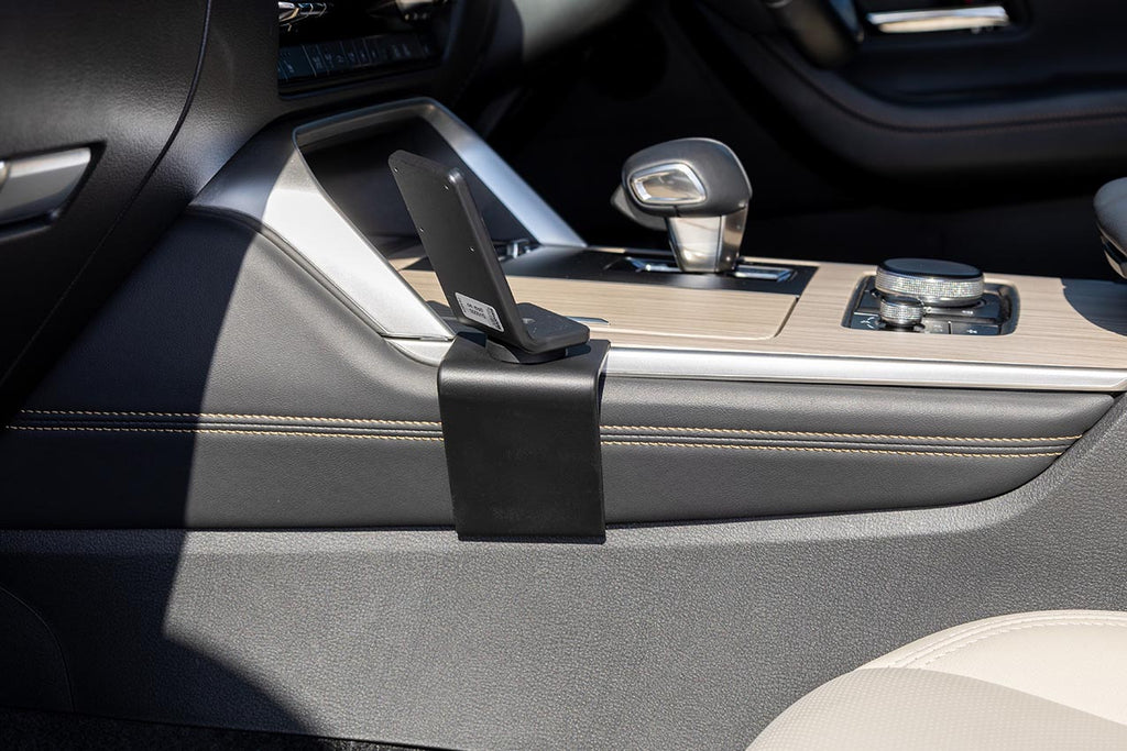Brodit ProClip 635999 voor Mazda CX-90 2024-2026 - montagefoto 8