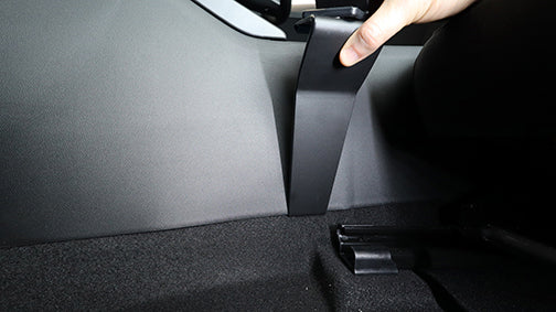 Brodit ProClip 636036 voor Hyundai Kona Hybrid 2024-2026 en Hyundai Kona 2024-2026 - montagepositie op dashboard