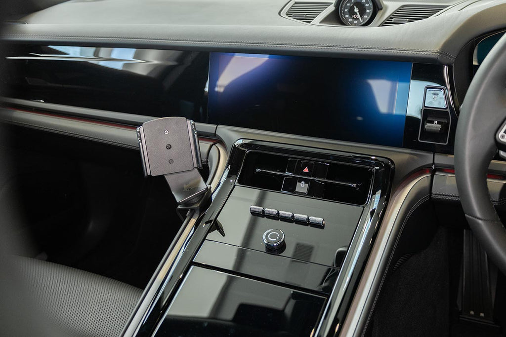 Brodit ProClip 636138 voor Porsche Panamera 2025-2026 - montagefoto 8