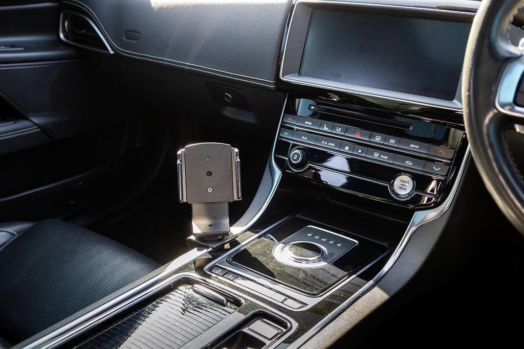 Brodit ProClip 636140 voor Jaguar XE 2019-2020 - montagefoto 6