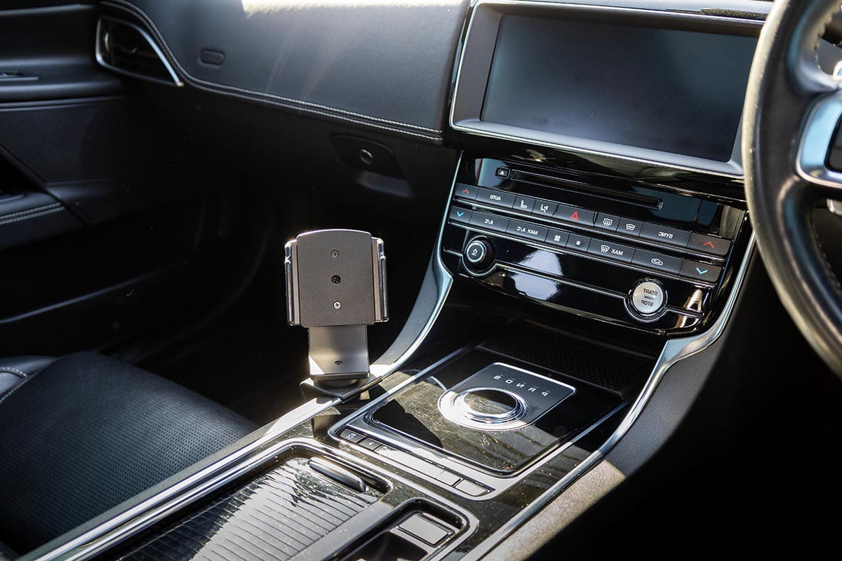 Brodit ProClip 636140 voor Jaguar XE 2019-2020 - montagefoto 6