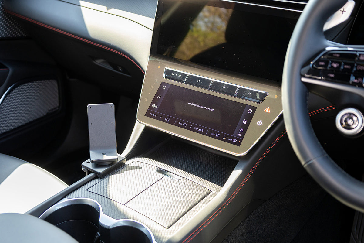 Brodit ProClip 636198 voor Maserati Grecale 2023-2026, Maserati GranTurismo 2023-2026 en Maserati GranCabrio 2023-2026 - installatiepositie