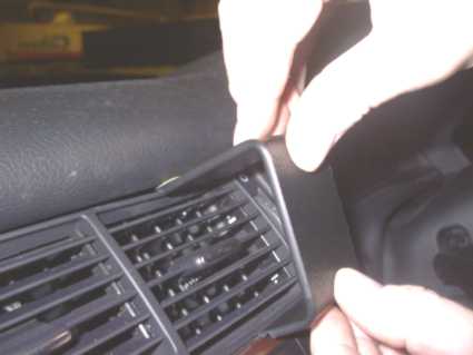 Brodit ProClip 652106 voor Audi S8 1994-2002 en Audi A8 1994-2002 - ProClip geplaatst in het voertuig