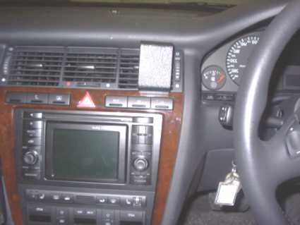 Brodit ProClip 652106 voor Audi S8 1994-2002 en Audi A8 1994-2002 - installatiepositie