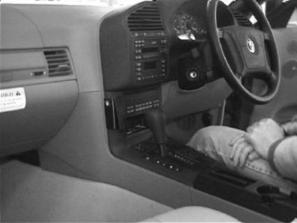 Brodit ProClip 652350 voor BMW 3-series E36 1991-1998 - detail van dashboardmontage