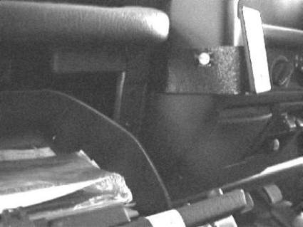 Brodit ProClip 652384 voor Jeep Wrangler 1997-2002 en Jeep Sahara 1997-2005 - installatiepositie