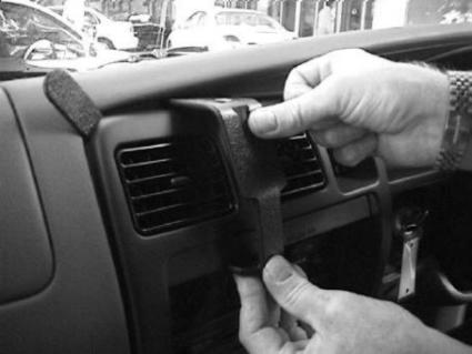 Brodit ProClip 652399 voor Toyota 4Runner 1996-1999 - detail van dashboardmontage