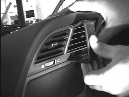 Brodit ProClip 652467 voor Peugeot 306 1993-2002 - ProClip geplaatst in het voertuig