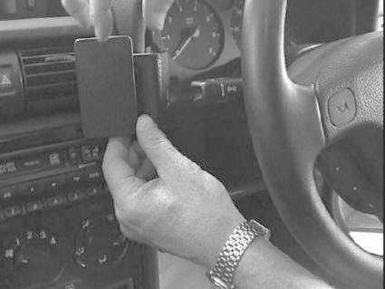 Brodit ProClip 652597 voor Holden Astra 1998-2003, Opel Astra 1998-2003 en Vauxhall Astra 1998-2003 - ProClip geplaatst in het voertuig