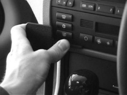 Brodit ProClip 652600 voor BMW Compact 2001-2007 en BMW 3-series M3 E46 1998-2004 - ProClip geplaatst in het voertuig