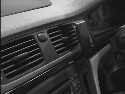 Brodit ProClip 652620 voor Volvo S80 1999-2006 - detail van dashboardmontage