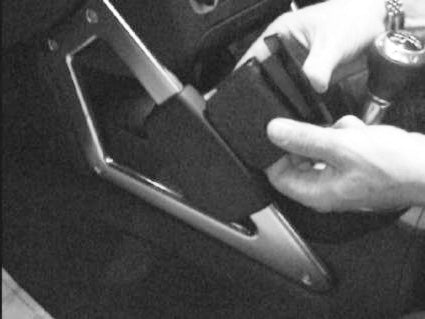 Brodit ProClip 652676 voor Audi TT 1999-2006 - montagepositie op dashboard
