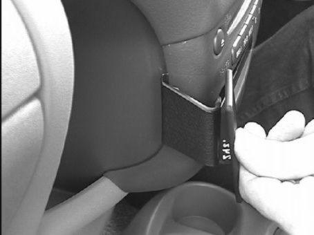 Brodit ProClip 652699 voor Toyota Yaris Verso 1999-2005 en Toyota Yaris 1999-2002 - ProClip geplaatst in het voertuig
