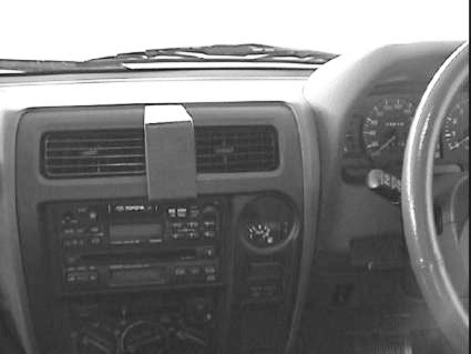 Brodit ProClip 652749 voor Toyota Prado 1997-2002 en Toyota LandCruiser 90 1997-2002 - installatiepositie