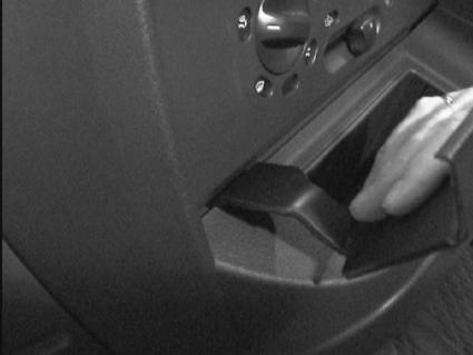 Brodit ProClip 652764 voor Iveco Daily 2000-2005 - montagepositie op dashboard