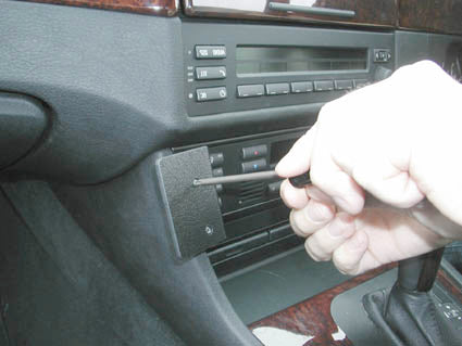 Brodit ProClip 652806 voor BMW 5-series M5 E39 1996-2003 - detail van dashboardmontage