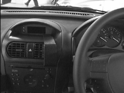 Brodit ProClip 652855 voor Holden Combo 2001-2011, Holden Barina 2001-2007 e.a. - installatiepositie