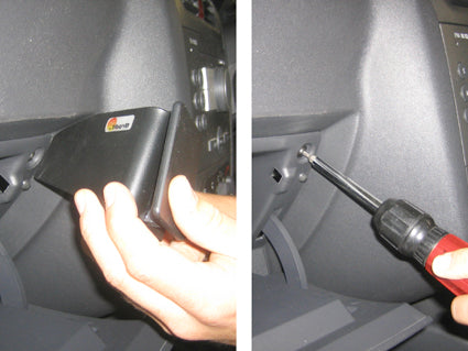 Brodit ProClip 652856 voor Holden Combo 2001-2011, Holden Barina 2001-2007 e.a. - montagepositie op dashboard