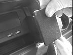 Brodit ProClip 652879 voor Mitsubishi Shogun 2000-2006, Mitsubishi Pajero 2000-2006 en Mitsubishi Montero 2001-2007 - montagepositie op dashboard