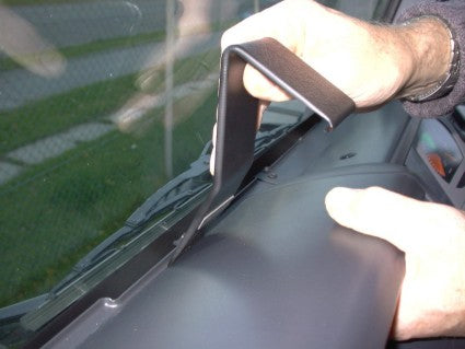 Brodit ProClip 653145 voor MAN Cab-type K Evolution 2000-2009 - montagepositie op dashboard