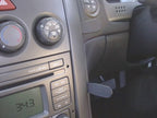 Brodit ProClip 653156 voor Holden Executive 2003-2007, Holden Commodore VY 2002-2007 en Holden Calais 2003-2006 - montagepositie op dashboard