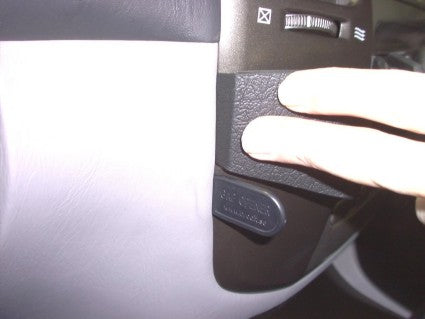 Brodit ProClip 653162 voor Toyota LandCruiser 100 2002-2007 - detail van dashboardmontage