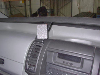 Brodit ProClip 653199 voor Nissan Primastar 2002-2010, Opel Vivaro 2002-2010 e.a. - installatiepositie