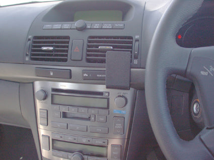 Brodit ProClip 653211 voor Toyota Avensis 2003-2008 - installatiepositie
