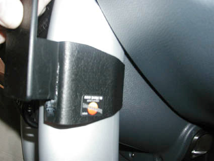 Brodit ProClip 653245 voor Mini Cooper Convertible 2001-2007 en Mini Cooper 2001-2006 - montagepositie op dashboard