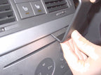 Brodit ProClip 653261 voor Opel Meriva 2003-2010 en Vauxhall Meriva 2003-2010 - montagepositie op dashboard