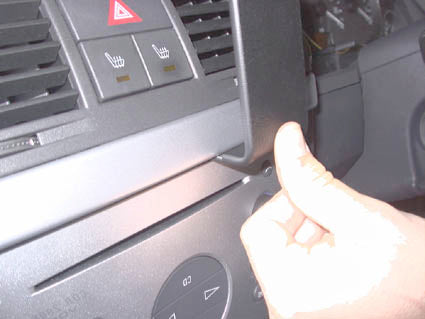 Brodit ProClip 653261 voor Opel Meriva 2003-2010 en Vauxhall Meriva 2003-2010 - ProClip geplaatst in het voertuig