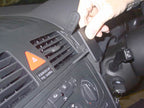 Brodit ProClip 653267 voor Volkswagen Touran 2003-2015 - detail van dashboardmontage