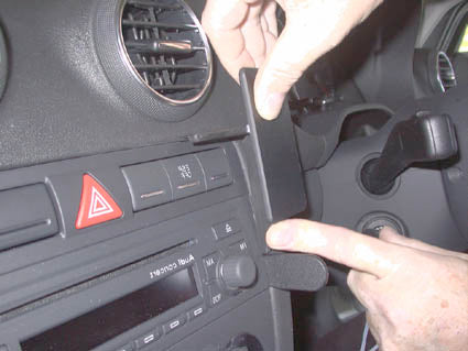 Brodit ProClip 653269 voor Audi S3 2004-2006, Audi S3 2003-2006 e.a. - ProClip geplaatst in het voertuig